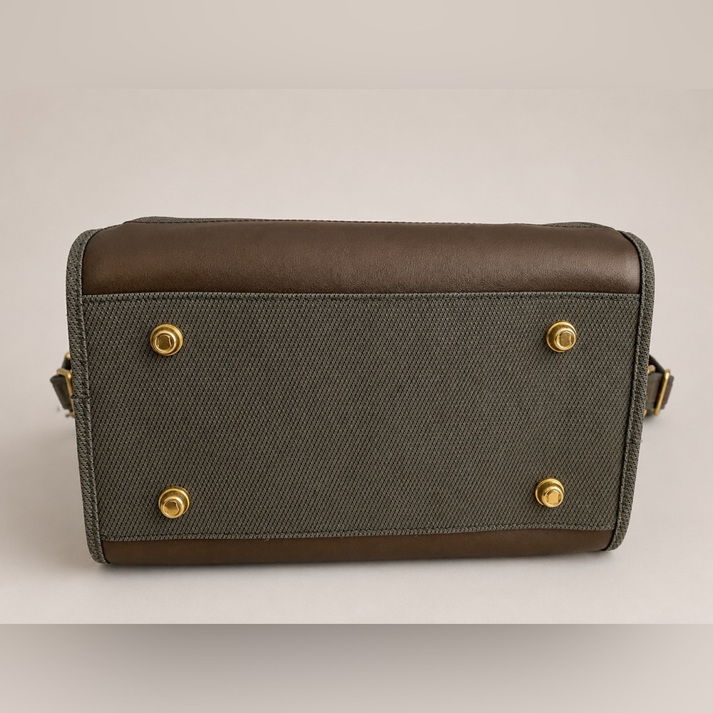 DIANE VON FURSTENBERG - Vintage Travel Vanity Case Weekender Bag w Strap & Pouch - Picture 6 of 13